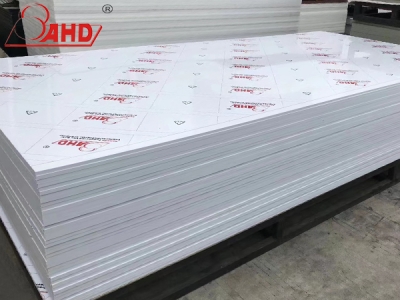 Low pressure high density polyethylene plate